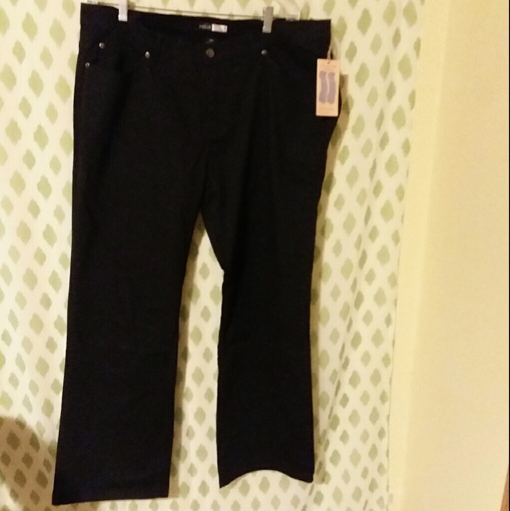 Nwt ! Focus lifestsyle brand  black jeans !